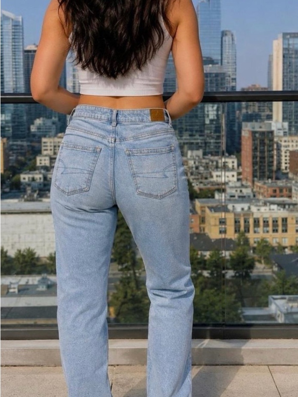 American Eagle Outfitters Light Blue High-Rise Straight Leg Jeans - Women's